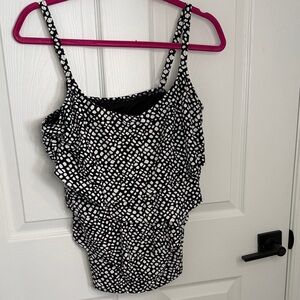 Coco Reef Black and White Patterned Camisole bathing suit top